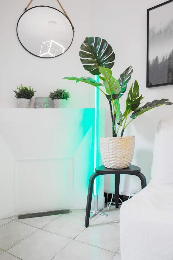 Gregbnb-Com - T2 37M2 - Climatise - Parking Inclus - Balcon - Wifi Fibre - Appartement No1 Toulon Extérieur photo